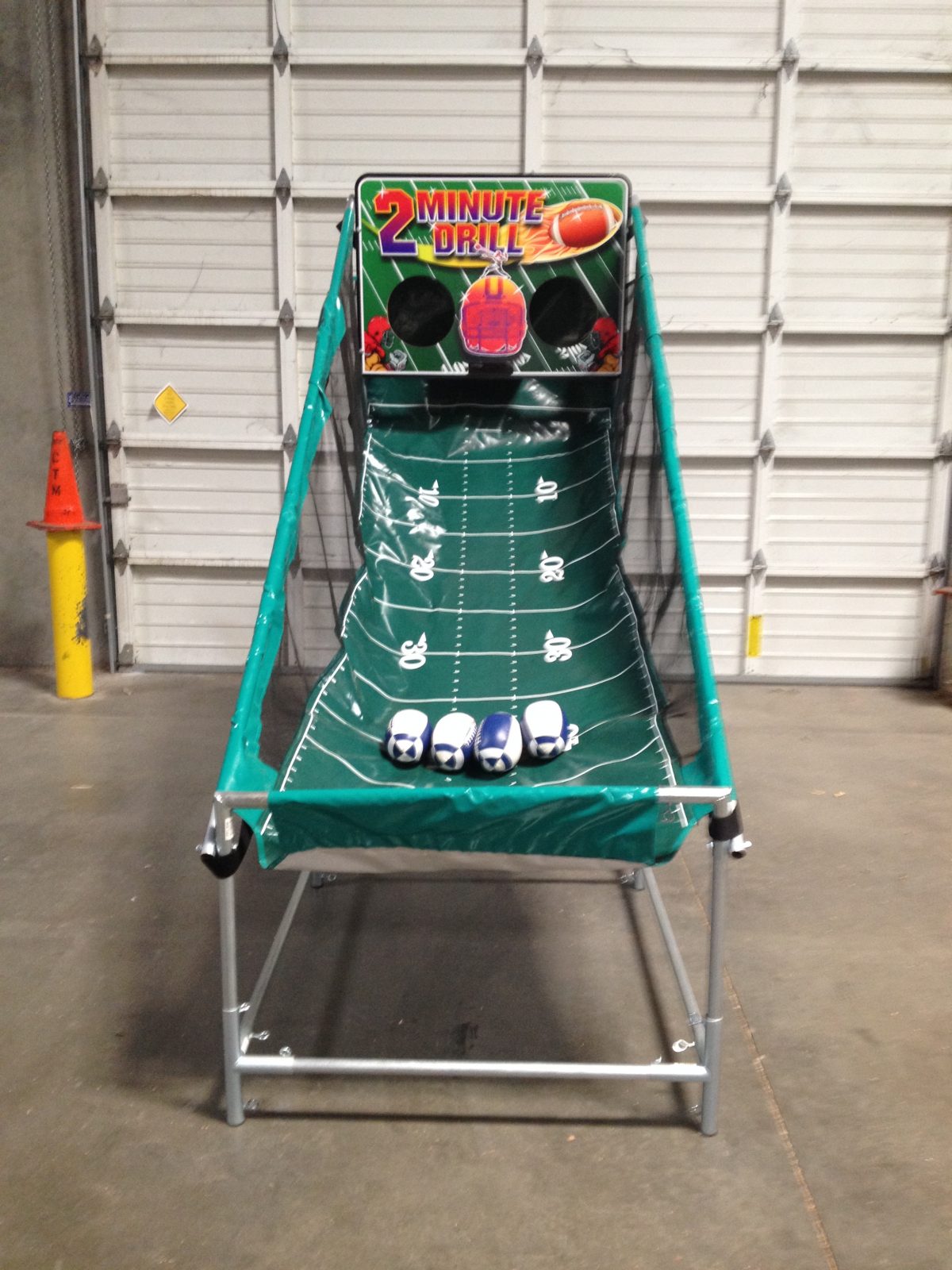 2 minute drill Football 165.95 — Fun and Game Party